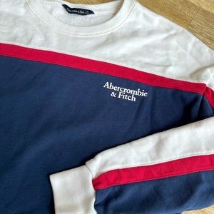 Abercrombie & Fitch cropped sweatshirt. Extra soft french terry.